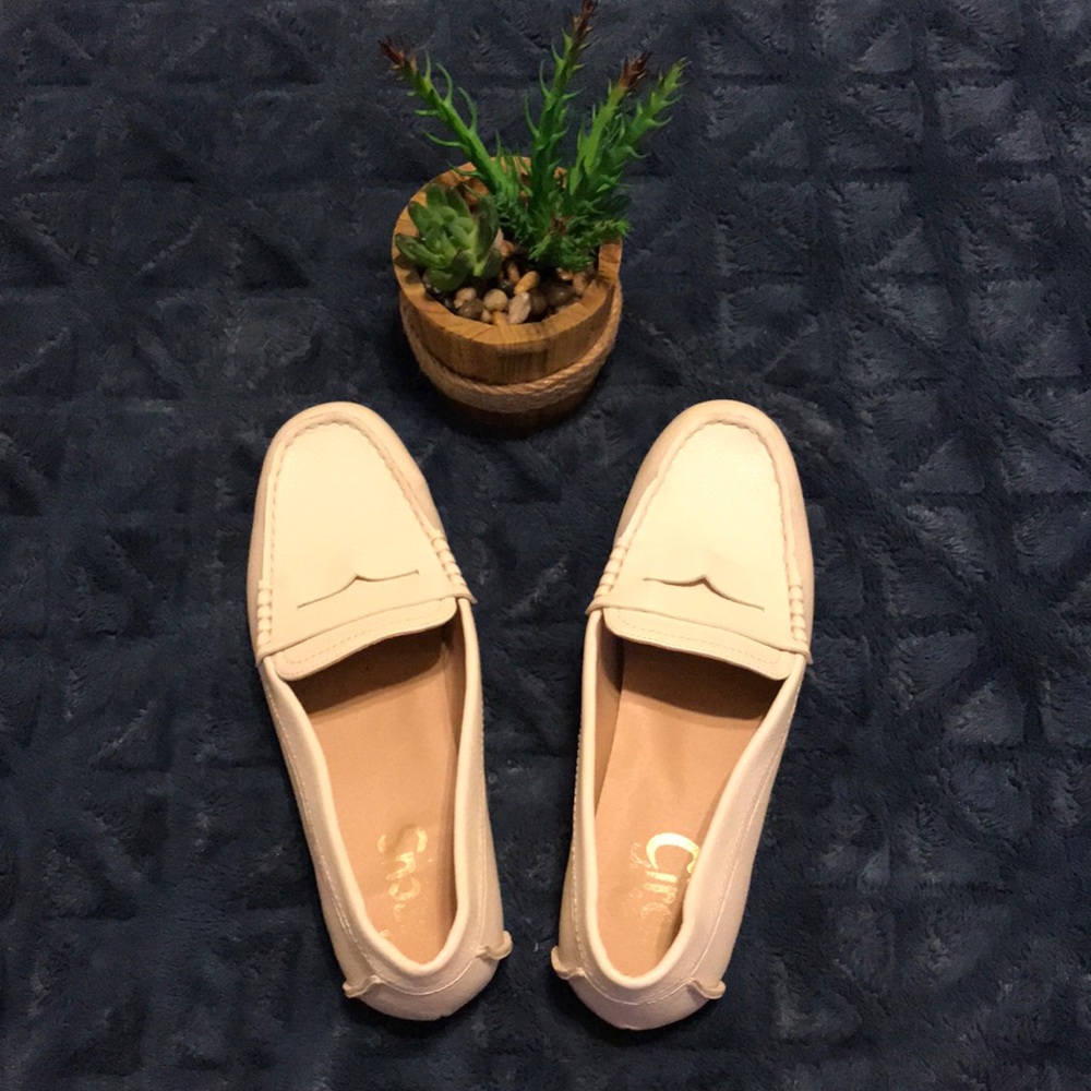 Circus by Sam Edelman • Fayette Loafer •10